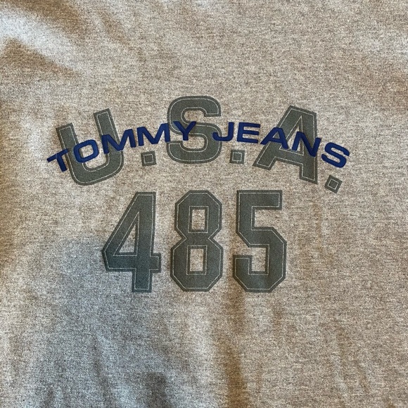 Tommy Hilfiger sweatshirt - Picture 2 of 4